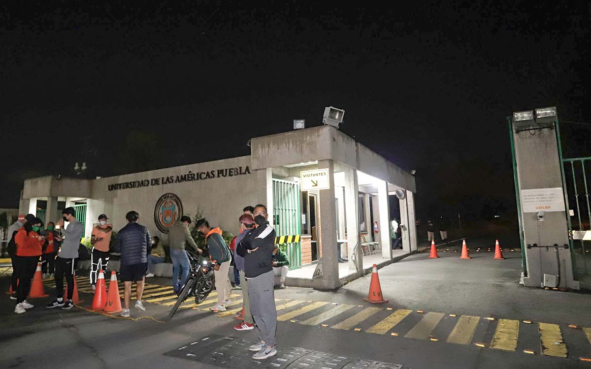 Juez ordena reapertura de campus de la UDLAP a petición del nuevo patronato; abren las puertas