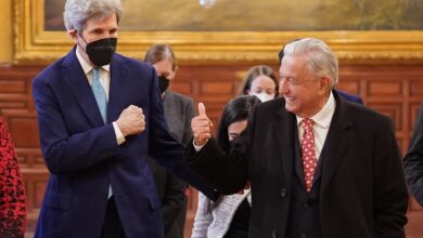 Me reuní con Kerry, 'hablamos con franqueza y respeto': AMLO