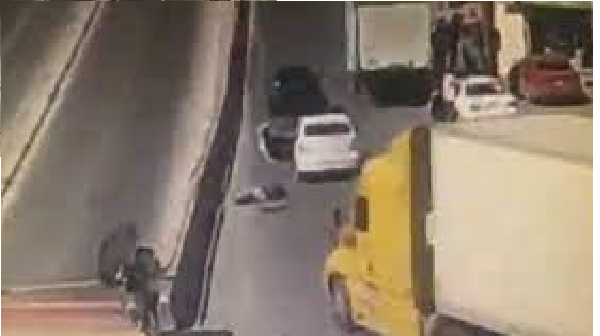 Muere mujer al evitar ser secuestrada, se arrojó de un taxi en movimiento, en Saltillo