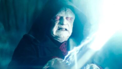 Palpatine podría regresar en una futura película o programa de Star Wars, se burla de McDiarmid