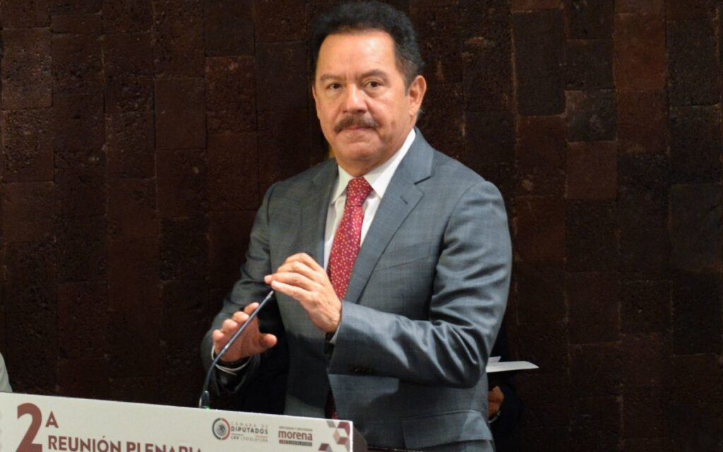 'Pausa' con España no afectará inversiones: líder de Morena en Diputados