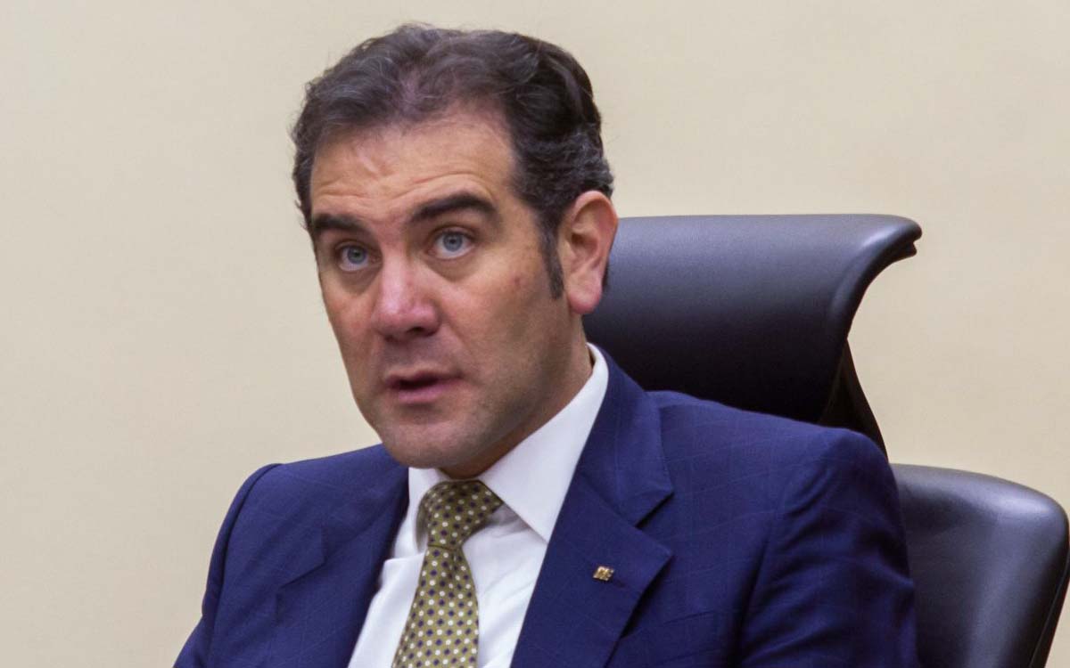 Pese a negativa de Hacienda de dar más recursos para la revocación de mandato, 'la consulta va': Córdova