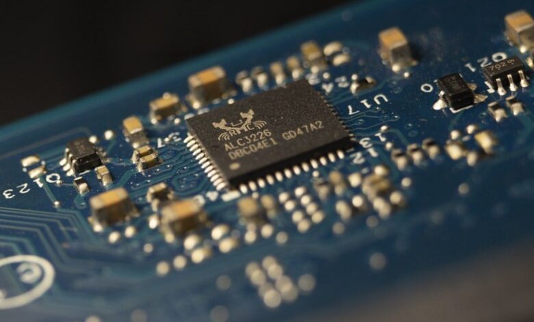 Por qué la invasión de Ucrania extenderá la escasez de chips