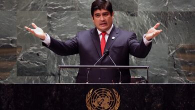 Presidente de Costa Rica es positivo a Covid; tiene síntomas leves