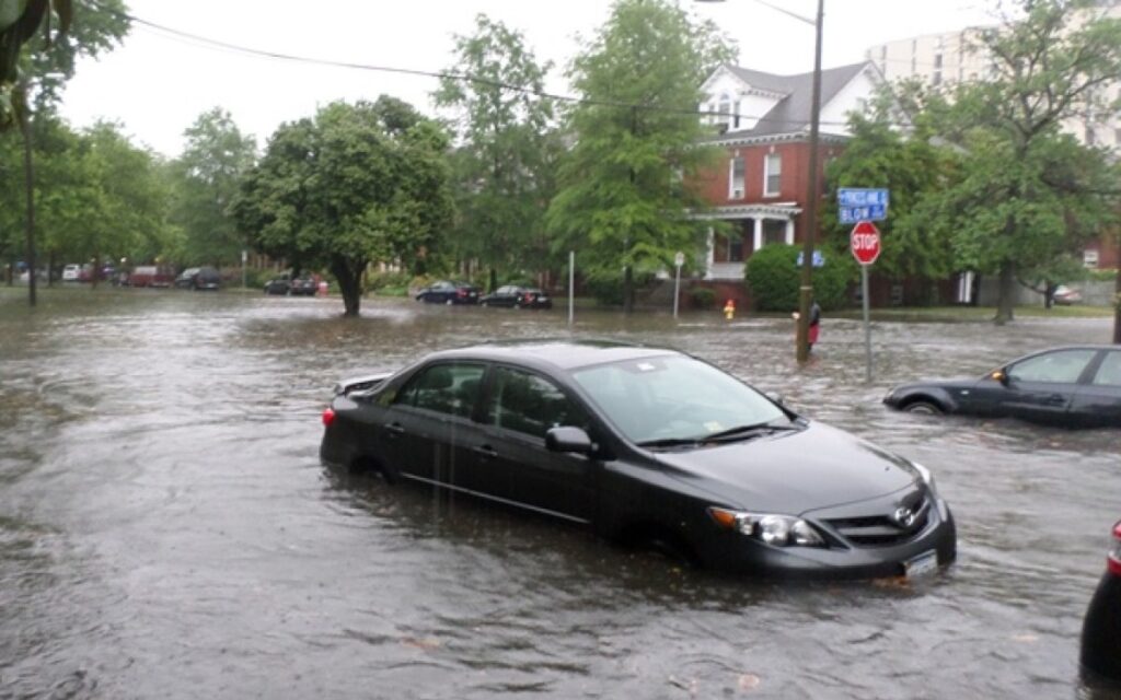 Prevén aumento del nivel del mar de 25 a 30 centímetros para 2050 en EU