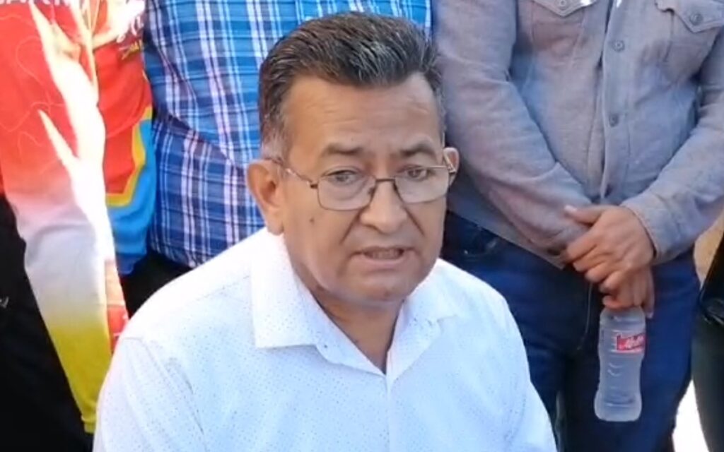 Profesores denuncian a exfuncionarios que se beneficiaron con créditos del ISSSTEESIN