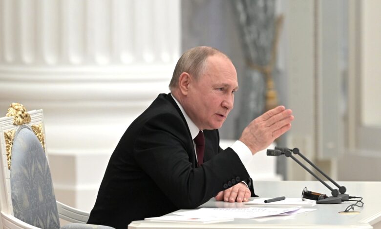 Putin agrava el conflicto al reconocer como independientes a las regiones separatistas del Este de Ucrania