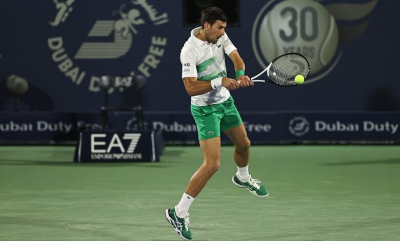 Reaparece Novak Djokovic con victoria en Dubái | Video