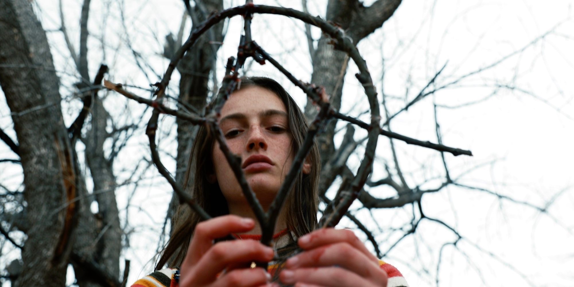 Revisión de Hellbender: el horror oculto de la mayoría de edad es un triunfo impactante e impresionante