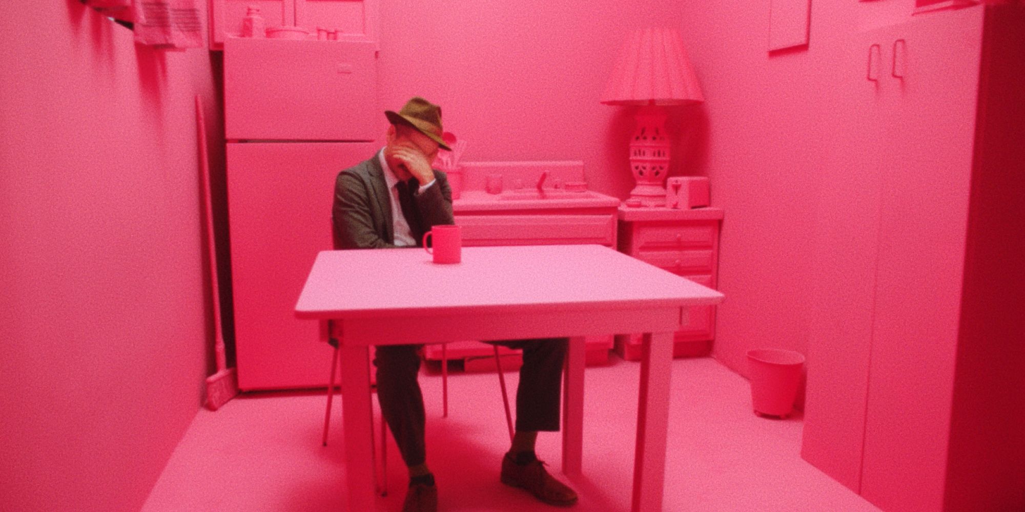 Revisión de Strawberry Mansion: Dream Logic triunfa en la ciencia ficción de Lynchian