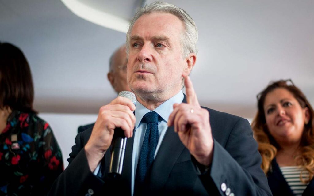 Santiago Creel ofrece apoyo legal a Loret y periodistas contra hostigamiento de autoridades | Video