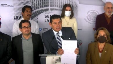 Senador de Morena denuncia a Cofece por 'traición a la patria'