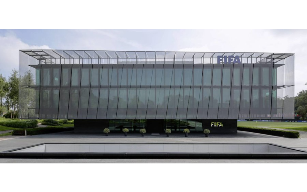 Suspenden FIFA y UEFA a selección y clubes rusos | Video