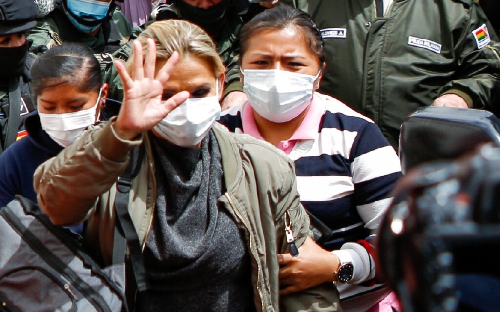 Suspenden el juicio en Bolivia contra expresidenta Áñez por "golpe de Estado"