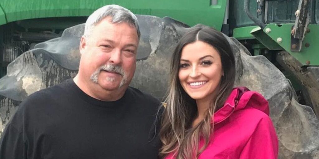 The Bachelor: Tia Booth comparte una emotiva publicación de IG sobre la muerte de su padre