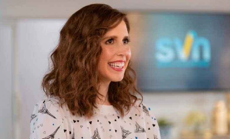 Vanessa Bayer compara SNL con un nuevo programa sobre QVC ficticio