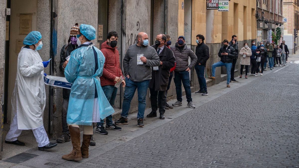 Vídeo | ¿Se dirige el coronavirus hacia una endemia? Qué viene después de la sexta ola