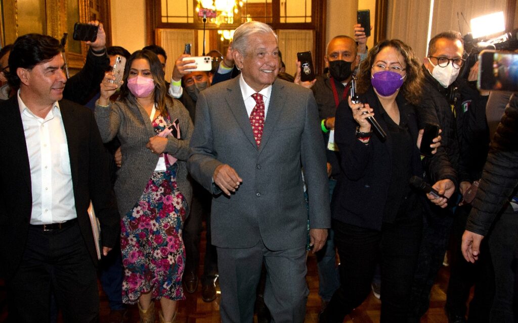 Ya no puedo más, ya cierro mi ciclo y me retiro: AMLO | Video