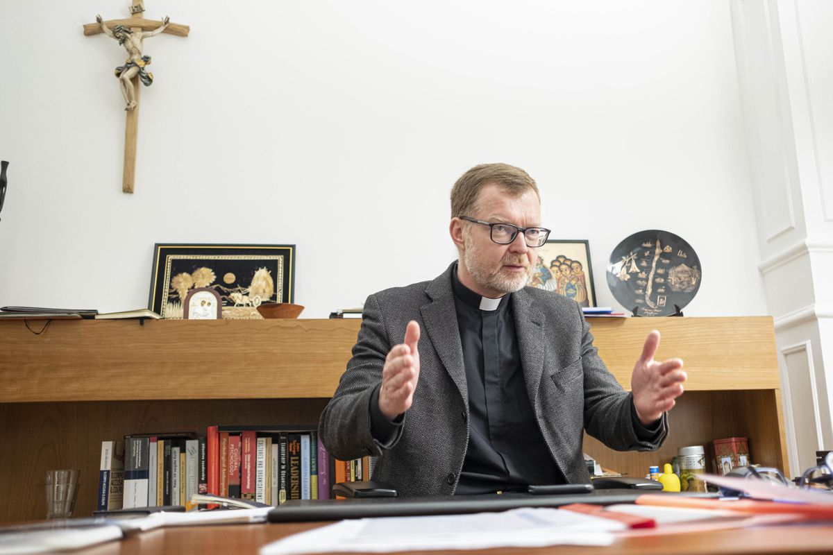 “¿Por qué una comisión en España? Si la Iglesia no cumple con su deber, serán otros quienes lo hagan”