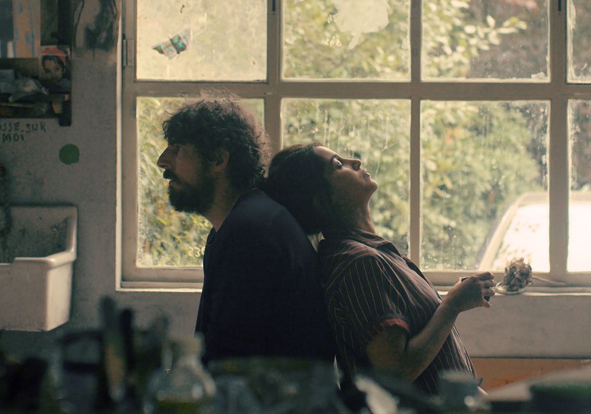 ‘Un amor intranquilo’: pena, miedo y piedad por el desequilibrio mental de un hombre