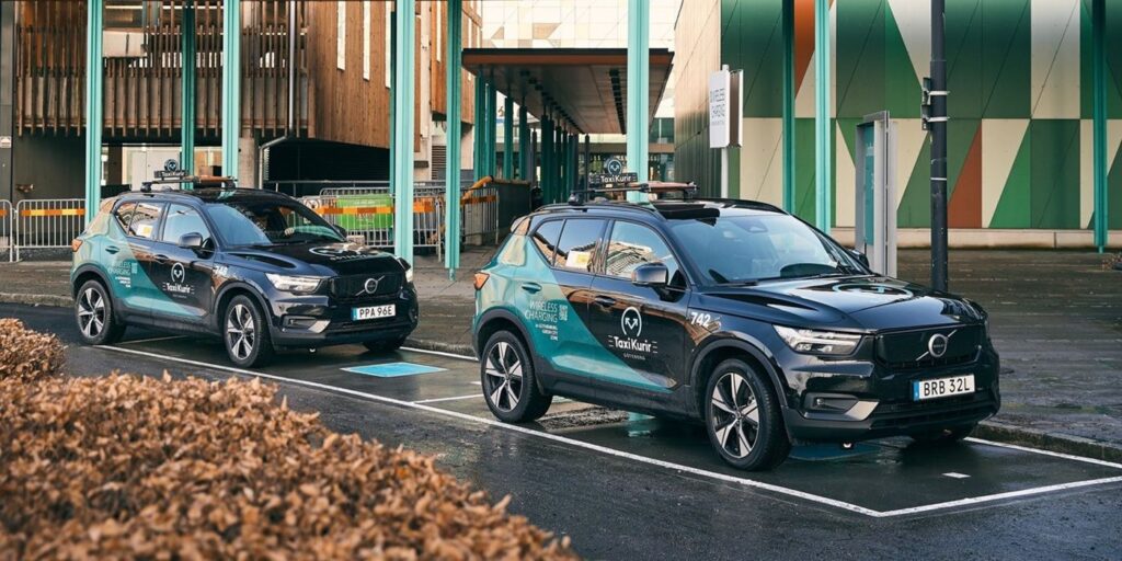 ¿La carga inalámbrica de vehículos eléctricos es el futuro?  Volvo Test lo descubrirá