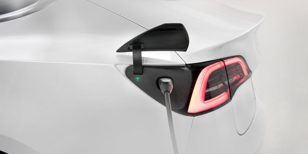 ¿Son las baterías de manganeso el futuro de los vehículos eléctricos?  Elon Musk piensa que sí