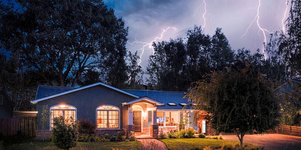 ¿Tesla y otros paneles solares se degradan con el tiempo?