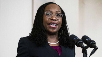 Ketanji Brown Jackson comienza proceso de confirmación para la Corte Suprema