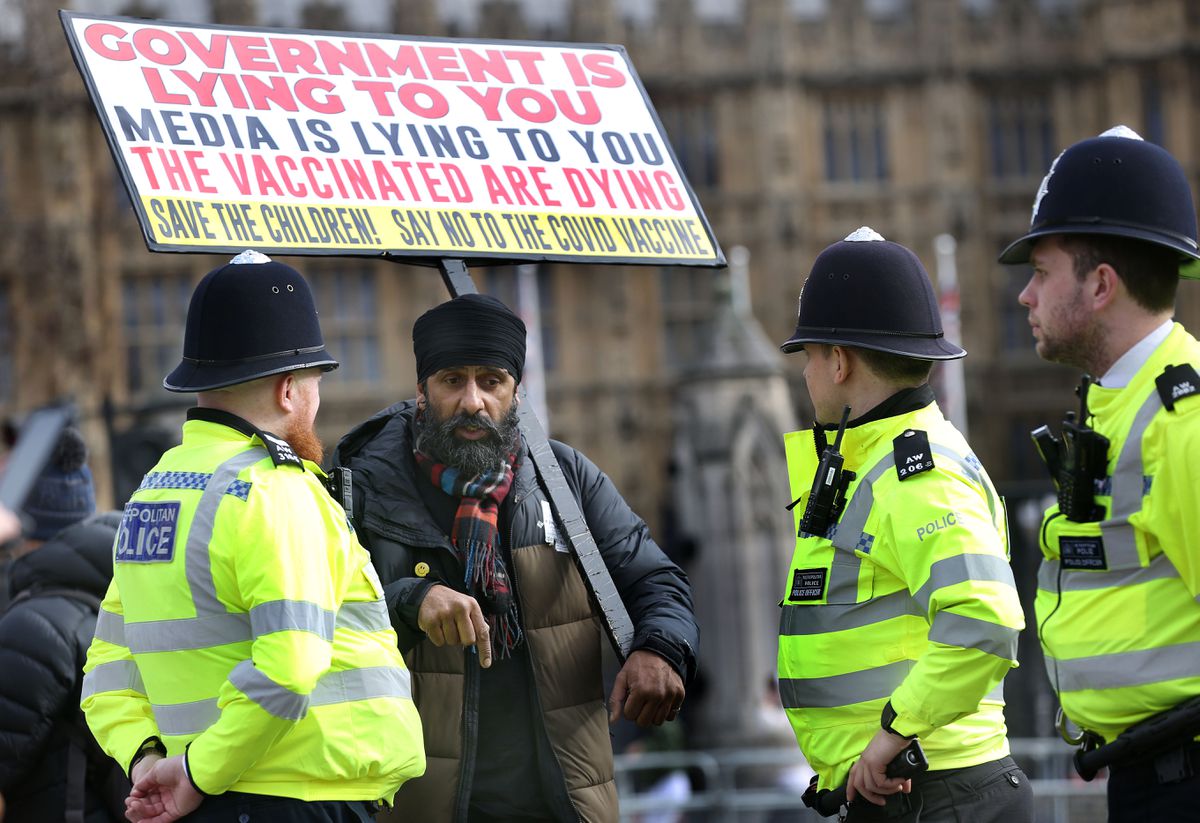 Terraplanistas y negacionistas: bienvenidos a la sociedad del desconocimiento