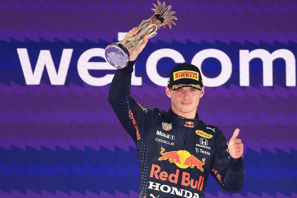 Red Bull y Max Verstappen se juran amor eterno
