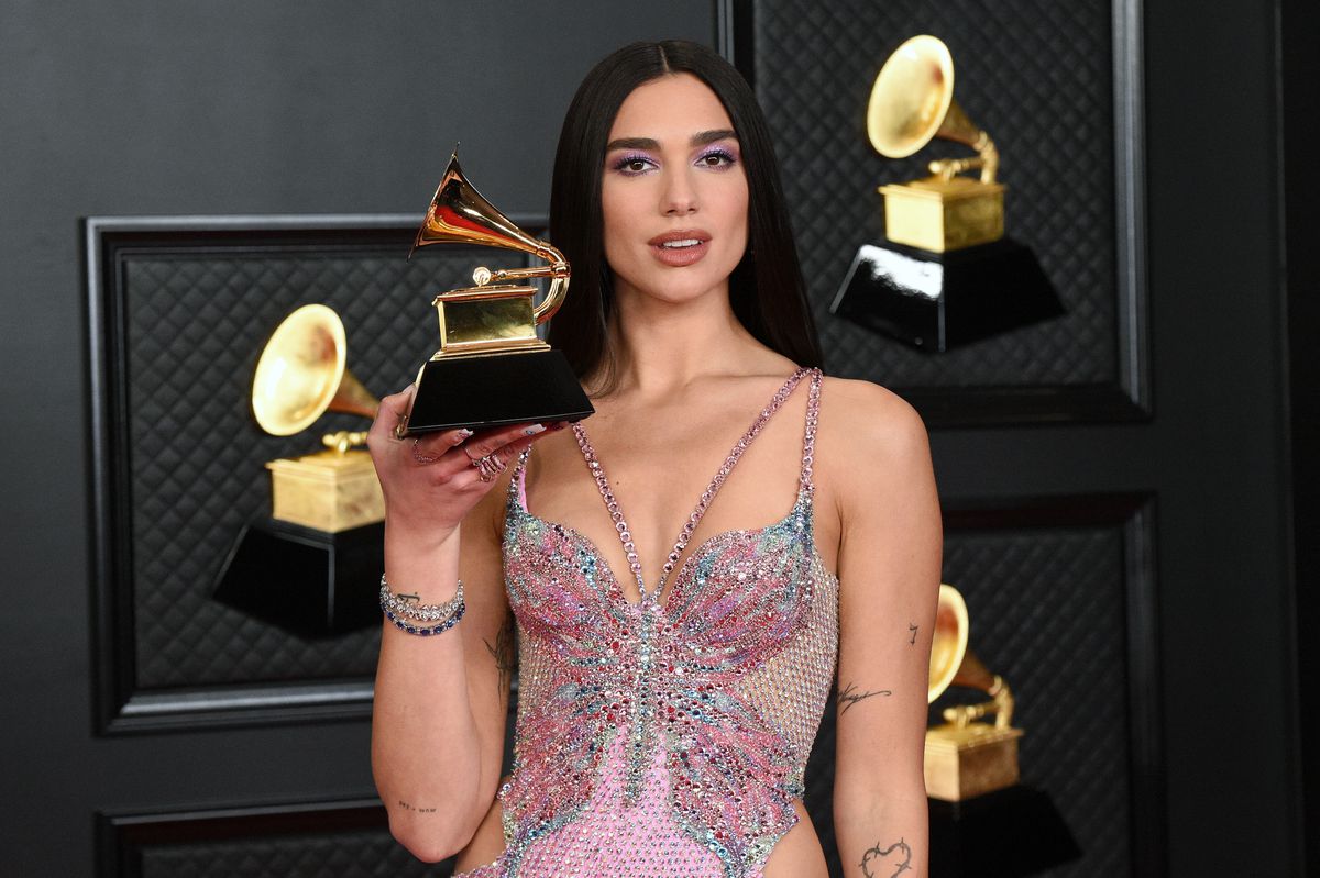 Dua Lipa, acusada de plagiar a Miguel Bosé: segunda denuncia en una semana