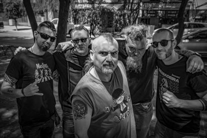 El grupo de ska madrileño Ska-P en entrevista para EL PAÍS, en Ciudad de México, el 10 de marzo de 2022.
