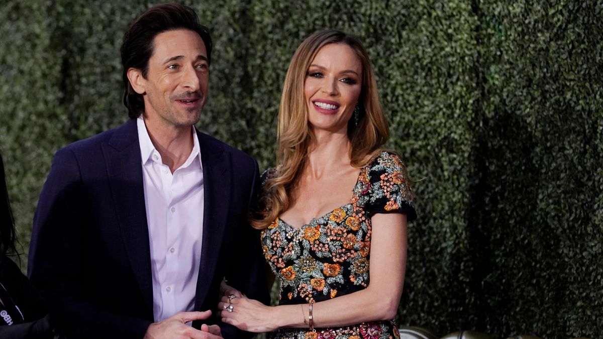 Un amor controvertido con la ex de Weinstein y su faceta de pintor: la nueva vida de Adrien Brody
