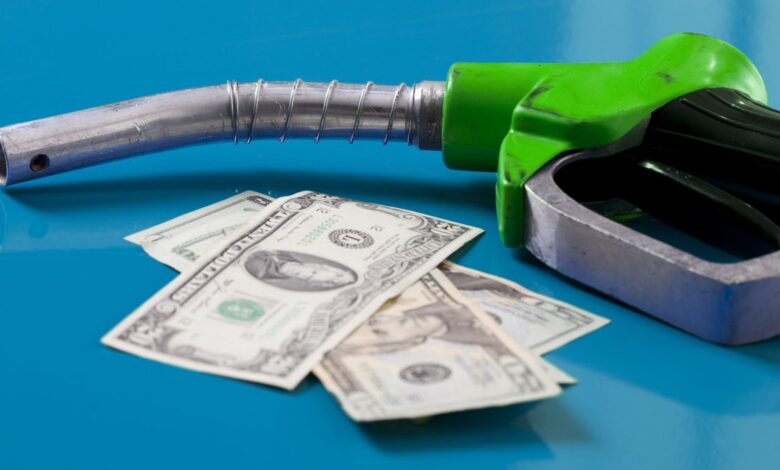 Cae precio del petróleo en Estados Unidos