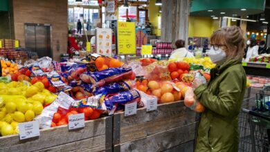 Cómo ajustar tu presupuesto para combatir la inflación en EEUU