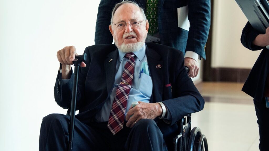 Fallece Don Young, representante por Alaska y el miembro más antiguo del Congreso