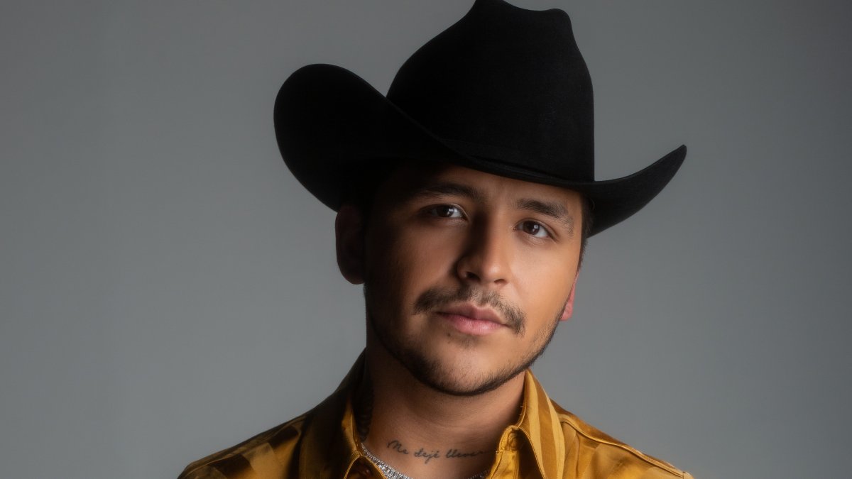 Christian Nodal recibirá el premio Evolución Extraordinaria en los Latin AMAs