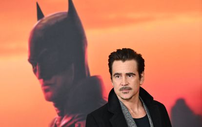 Colin Farrell sin fumar en el estreno de 'The Batman' en Nueva York en 2022.