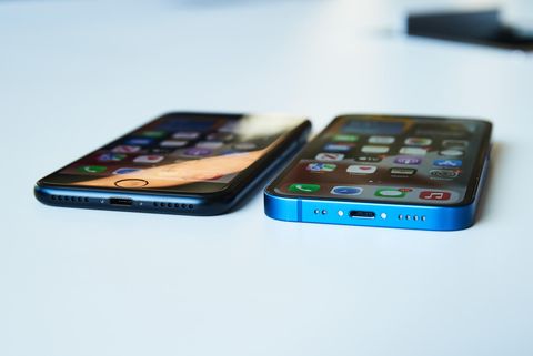 iphone se v iphone 13