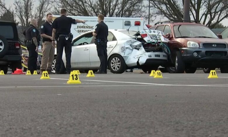 Hispano habría tiroteado a su mujer y un acompañante en estacionamiento de Walmart en Berks County