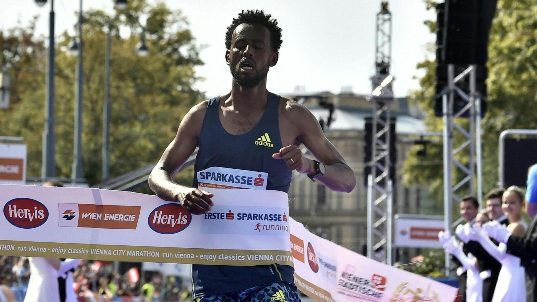 Unas zapatillas de Adidas, terminantemente prohibidas en competiciones por esta razón