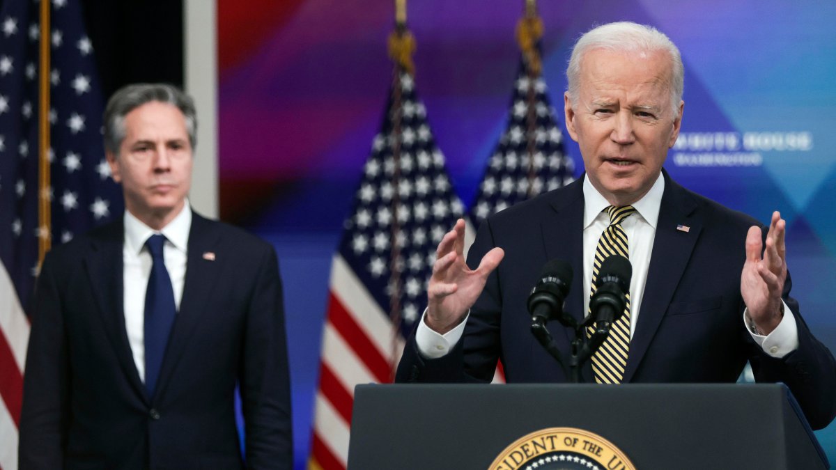 Estados Unidos dice que no busca cambio de régimen en Rusia