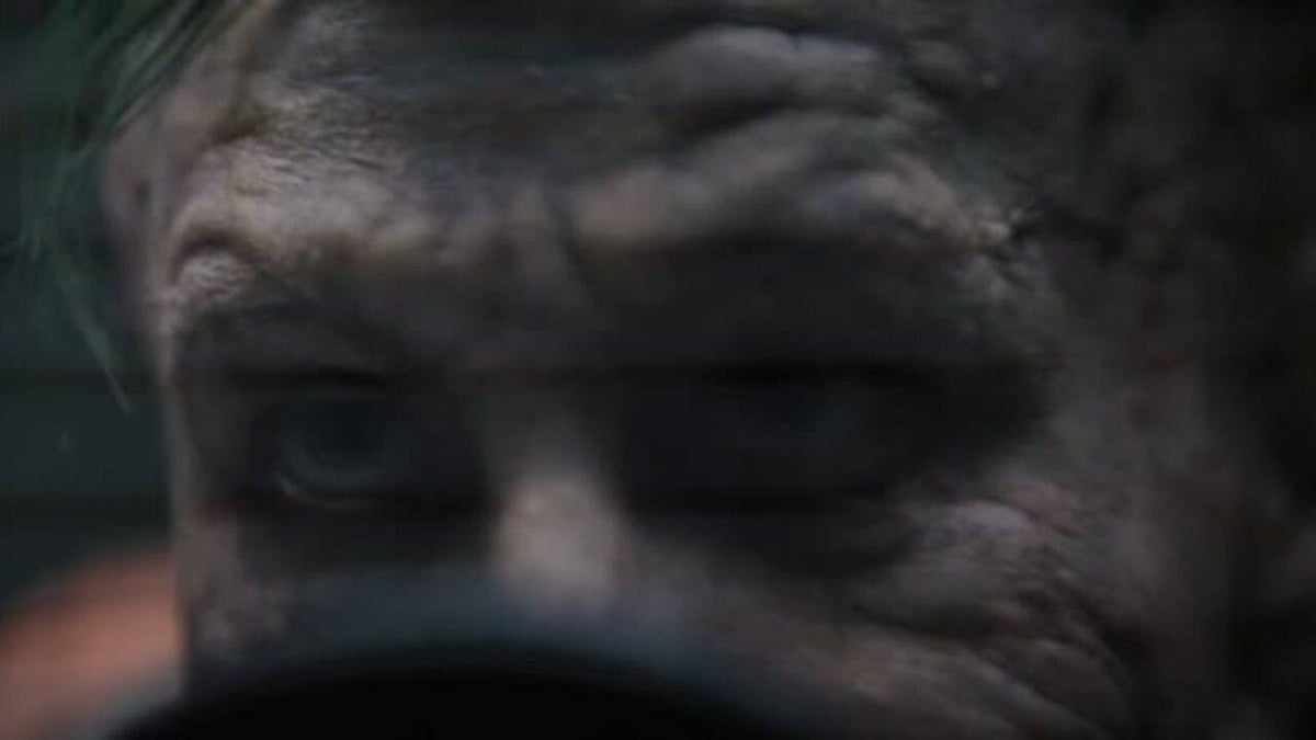 The Batman Fan Art le da al Joker de Barry Keoghan un traje cómico preciso