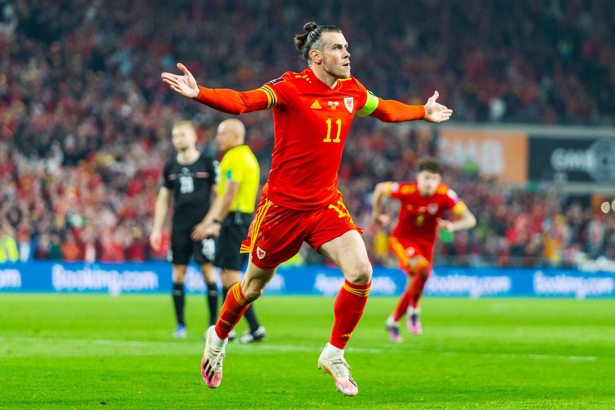 Bale se reserva el papel de Jekyll y Hyde