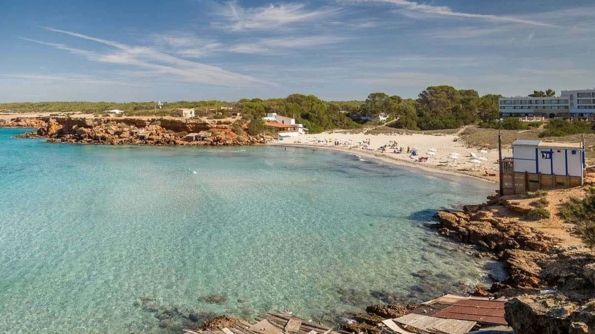 5 calas para disfrutar de los atardeceres en tus vacaciones por España