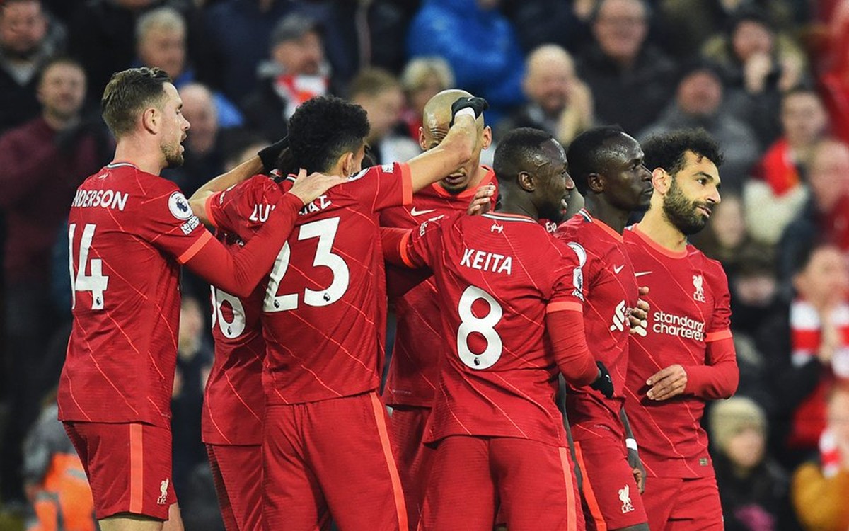 Acosa Liverpool al Manchester City en la Premier League | Video