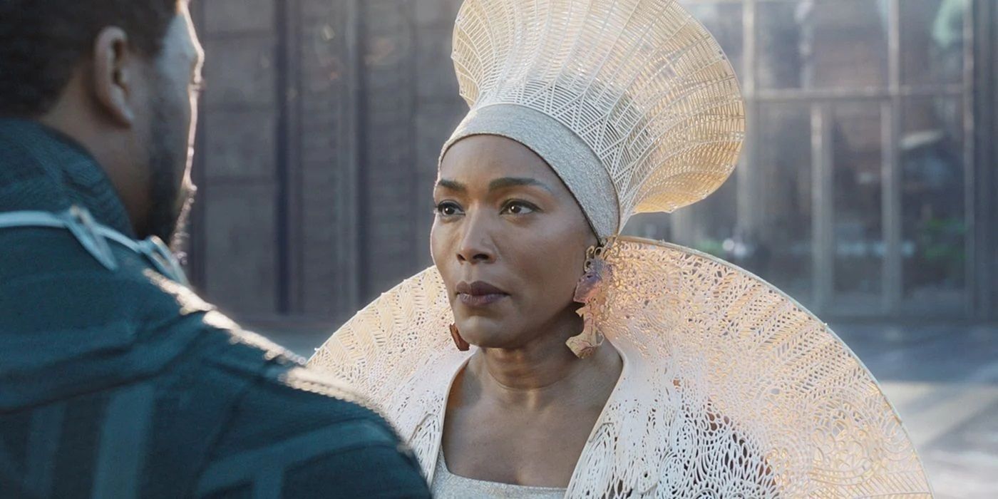 Angela Bassett reflexiona sobre filmar Black Panther 2 sin Chadwick Boseman