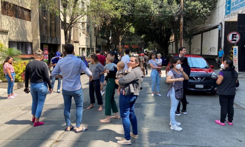 Así desalojaron casas y oficinas en la CMDX tras alerta sísmica | Galería