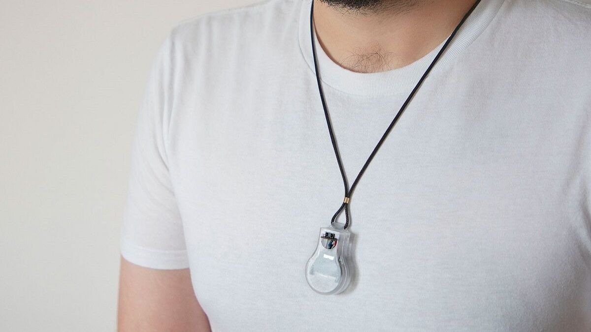 Así es el colgante de la NASA para prevenir la propagación del coronavirus