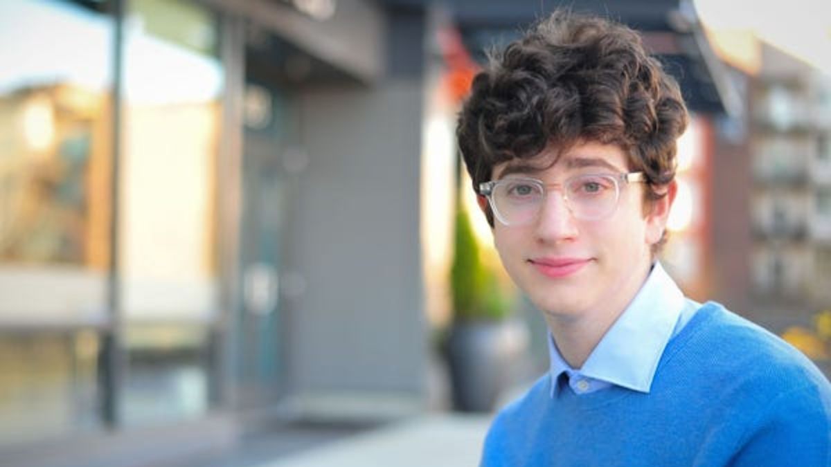 Avi Schiffmann rechaza 8 millones por su web que rastrea el Covid-19